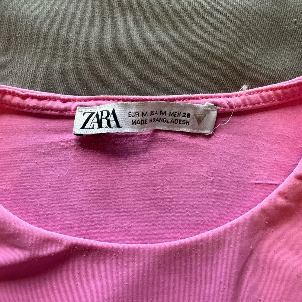 Zara Vibrant Pink Crop Top - Picture 3 of 3